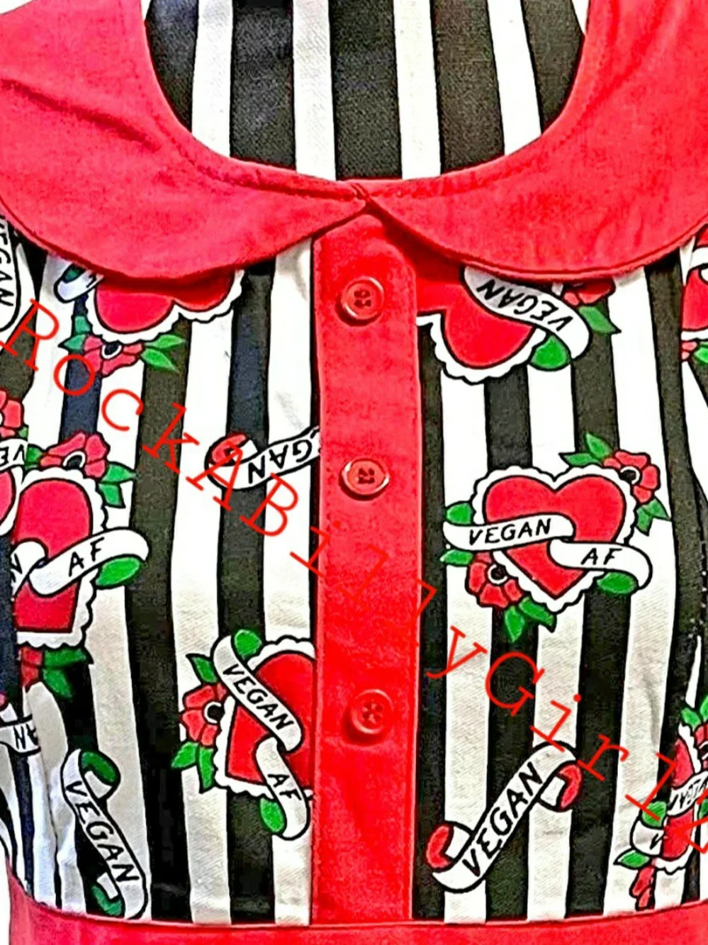 Sourpuss Vegan AF Retro Pinup Apron Red Feminine Collar Heart Pattern 2 Pockets